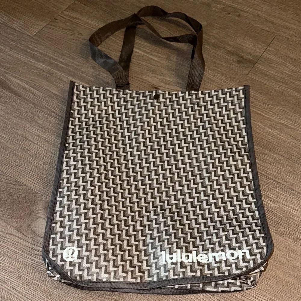 lululemon athletica Geometric Black and White Tote